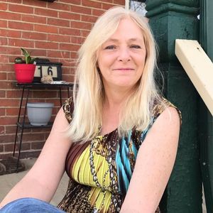 Meet your Posher, Vanessa