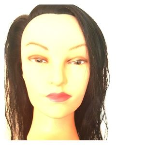 Lindsey cosmetology head