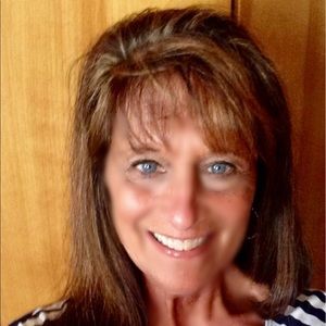 Meet your Posher, Peggy