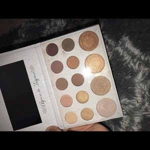 Carli bybel palette