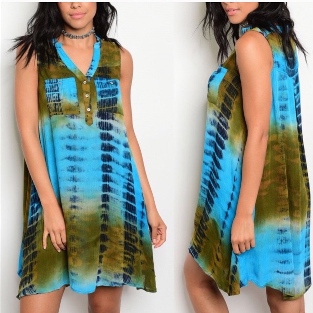 One Small left..Beautiful free and flowing