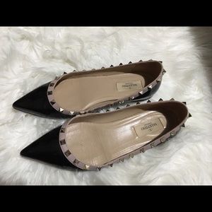 Authentic valentino rockstud size 38 black