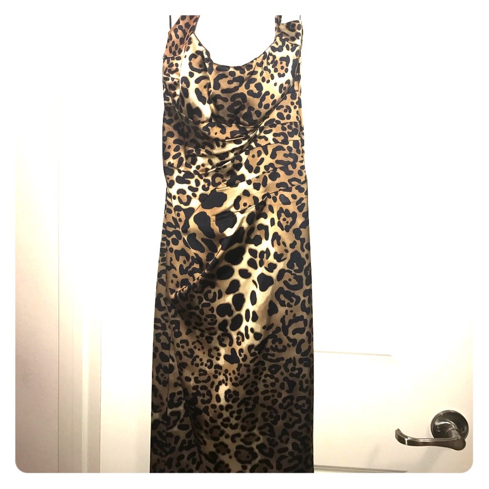 Cheetah midi dress with holder top!