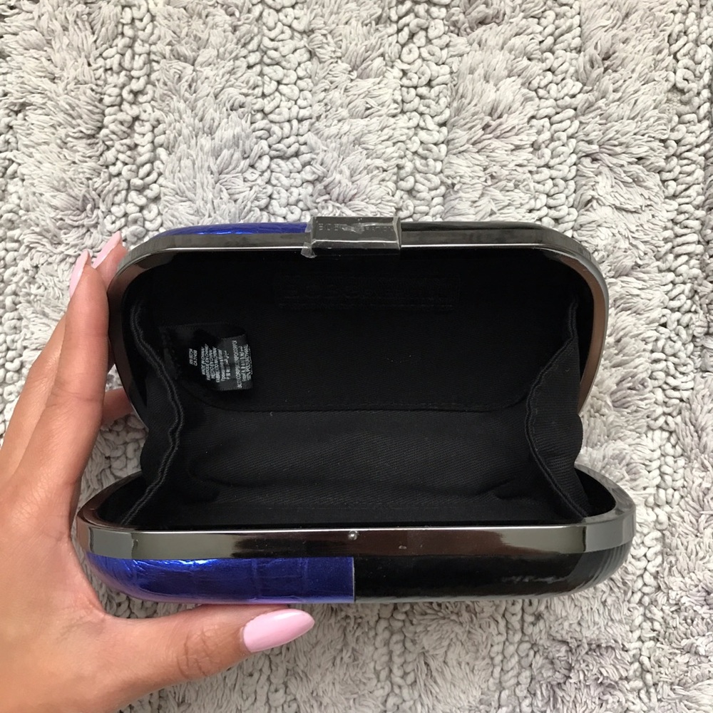 BCBGen Clutch Box - Picture 2 of 2