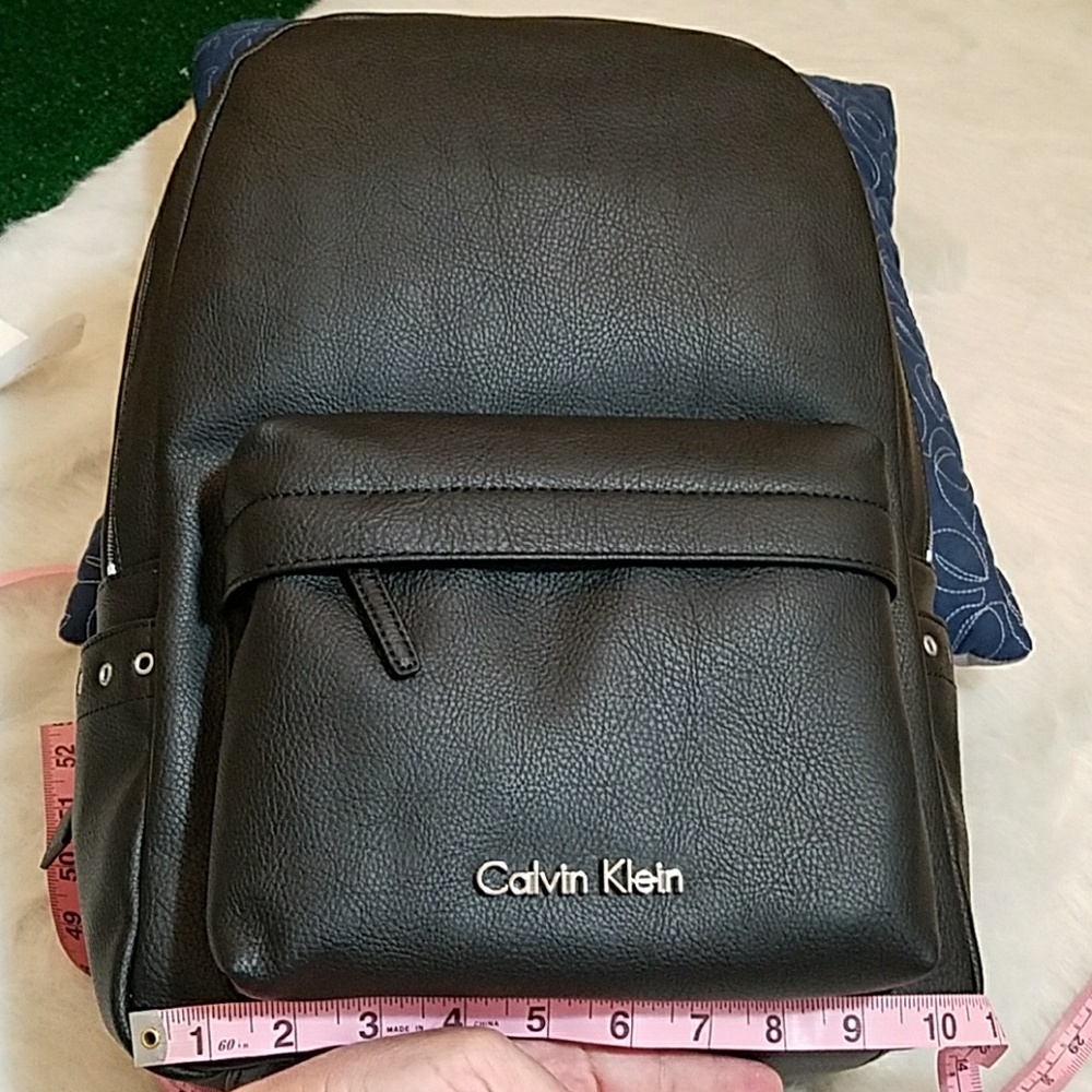 1 LEFT!  NWT Calvin Klein Backpack  🦋HOST PICK🦋 - Picture 2 of 8