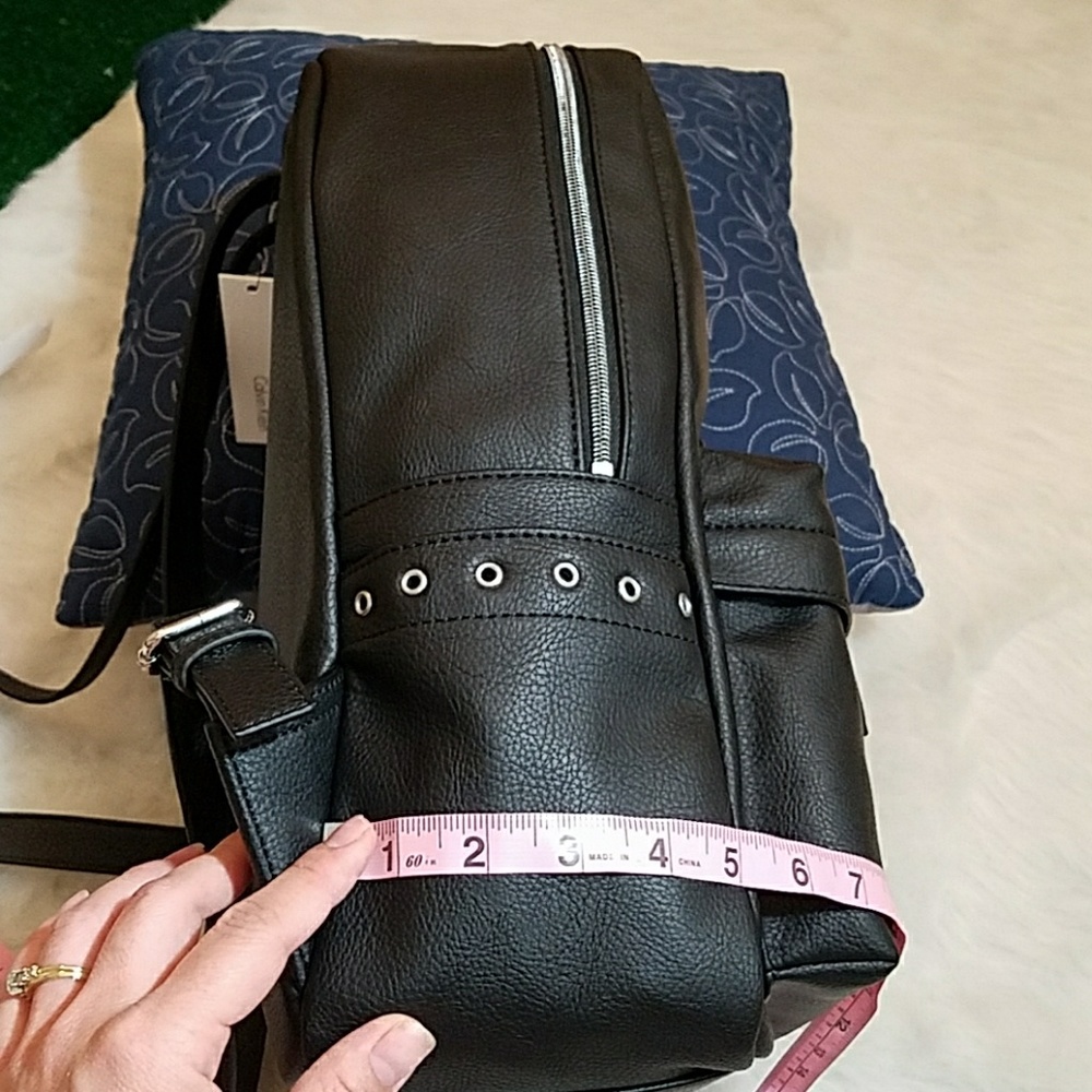 1 LEFT!  NWT Calvin Klein Backpack  🦋HOST PICK🦋 - Picture 4 of 8