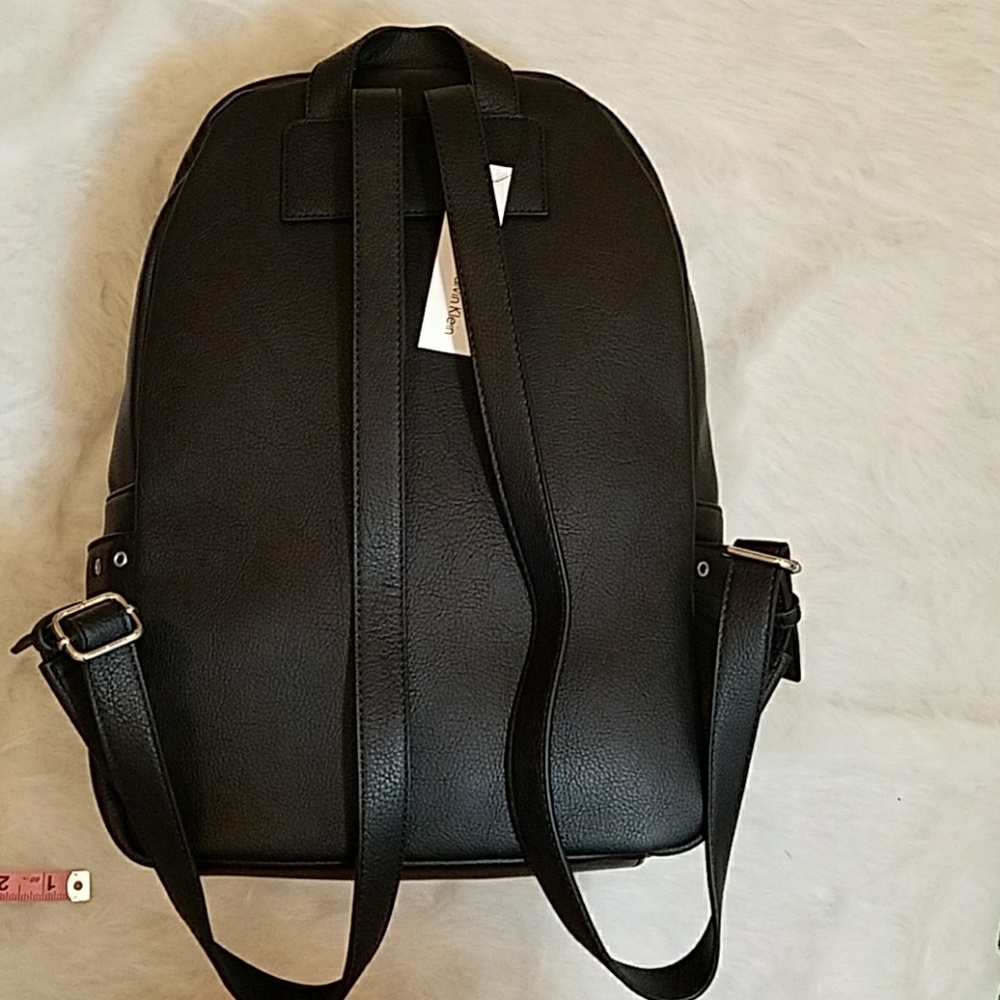 1 LEFT!  NWT Calvin Klein Backpack  🦋HOST PICK🦋 - Picture 5 of 8
