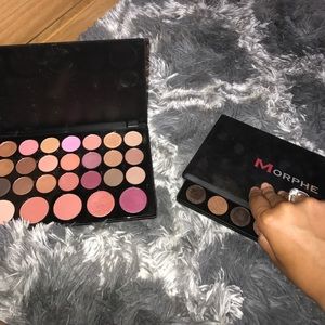 EYESHADOW PALETTES MORPHE AND BH