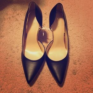 Merona Black Pumps