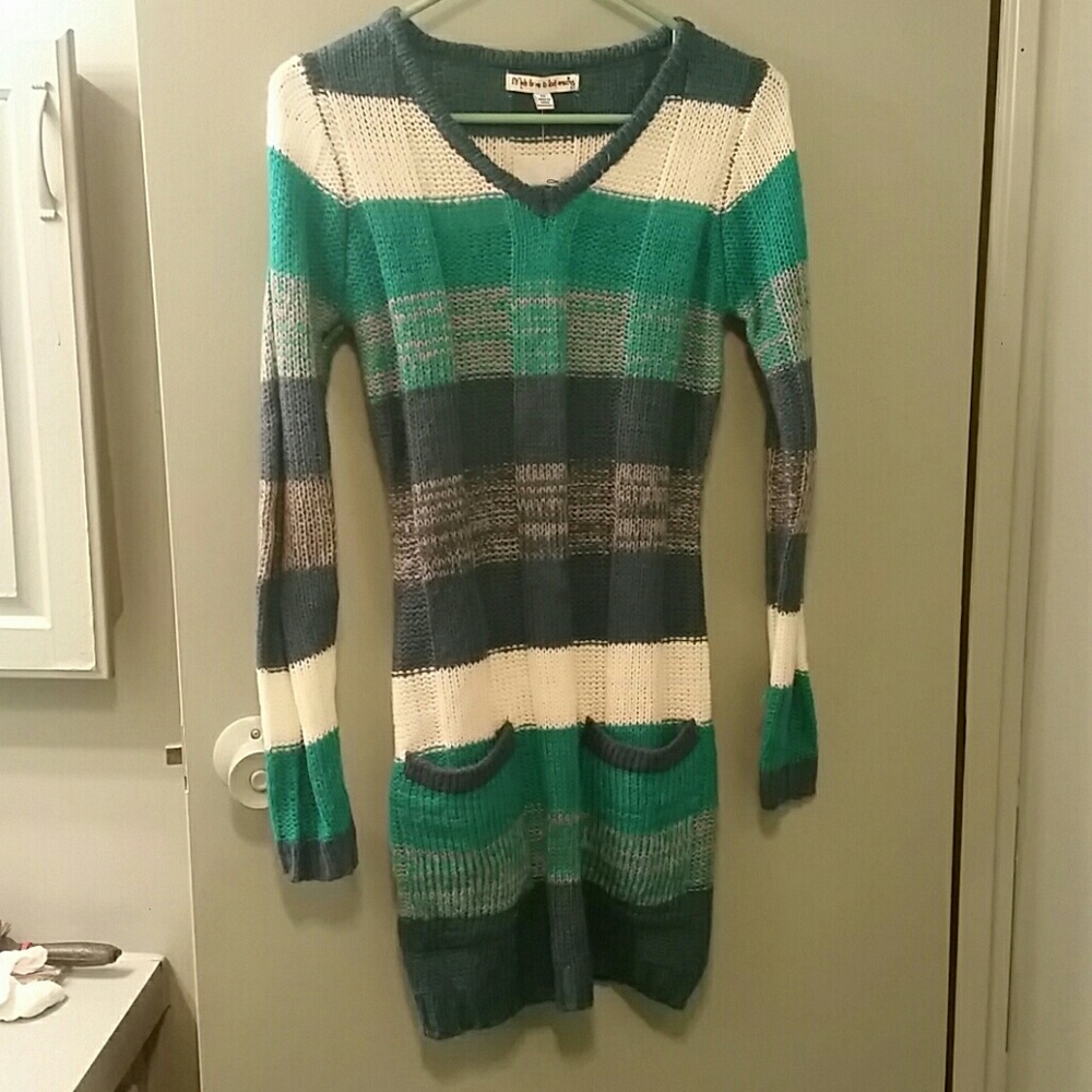 Striped v-neck sweater dress
