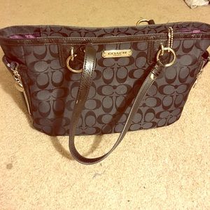 Coach tote in black