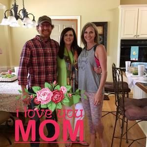 Meet your Posher, Laura beth