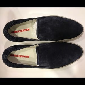 New!!! Never used with box. Size 11. Prada