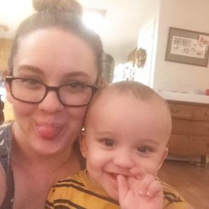 Meet your Posher, Harris