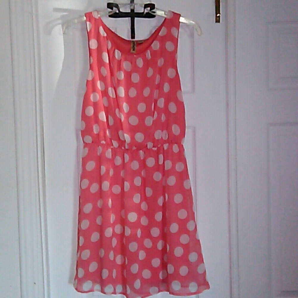 Eyeshadow Dress