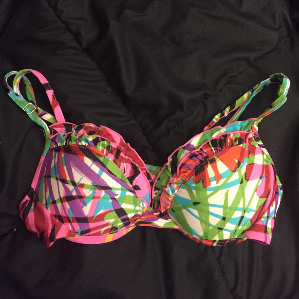 Size S push-up bathing suit top