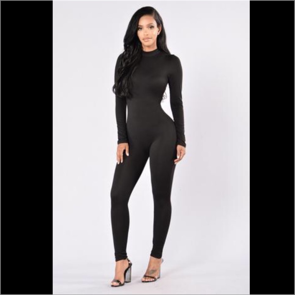 BLACK FASHION NOVA CAT SUIT 💁🏾