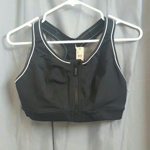🎊HP🎊Black zip up sports bra