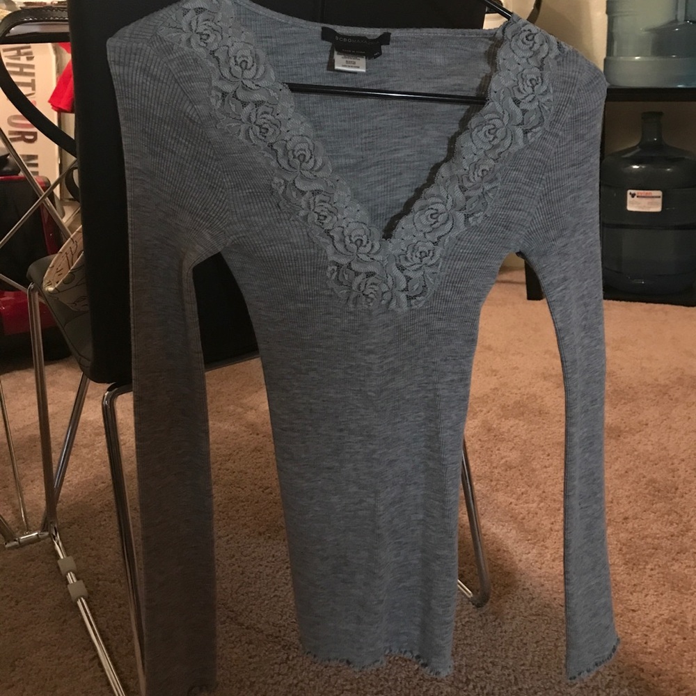 Gray bcbg maxazria top