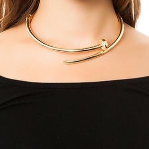 karmaloop// wrapped nail collar