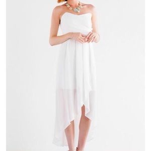 Francesca's white dress