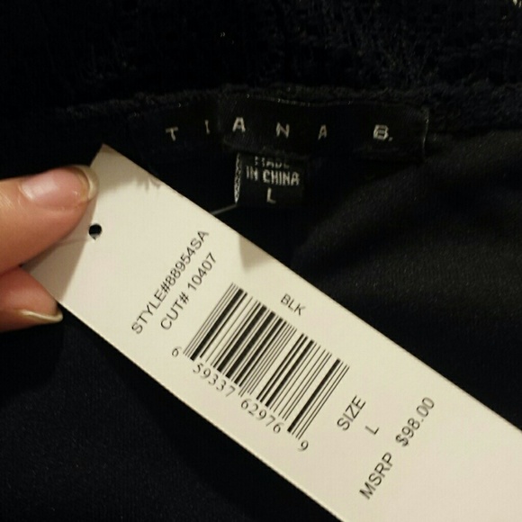 TIANA B. Dress size L - Picture 3 of 3
