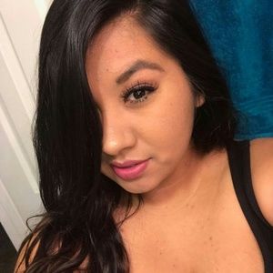 Meet your Posher, Mayra