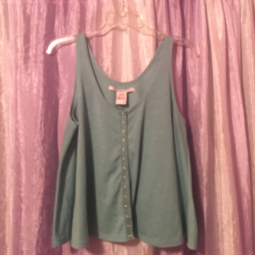 Button summer tank top
