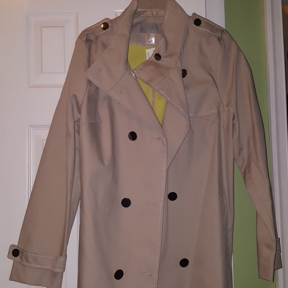 Gorgeous Chic Brand NWT Ladies Trench Coat