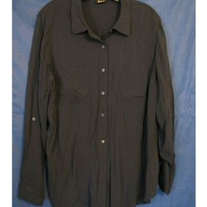 Button up convertable long sleeve shirt