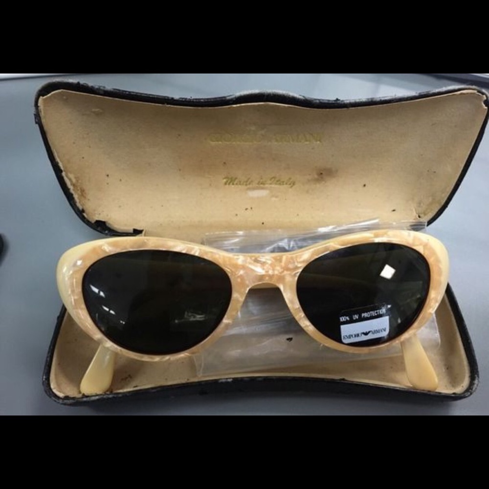 True vintage Sun glasses