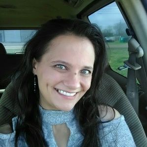 Meet your Posher, Toshia