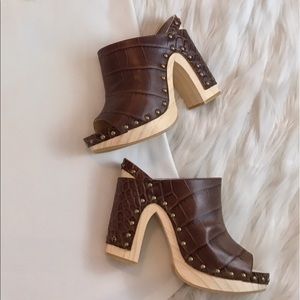 Etienne Aigner Brown Croco Mule Platfprm Clogs