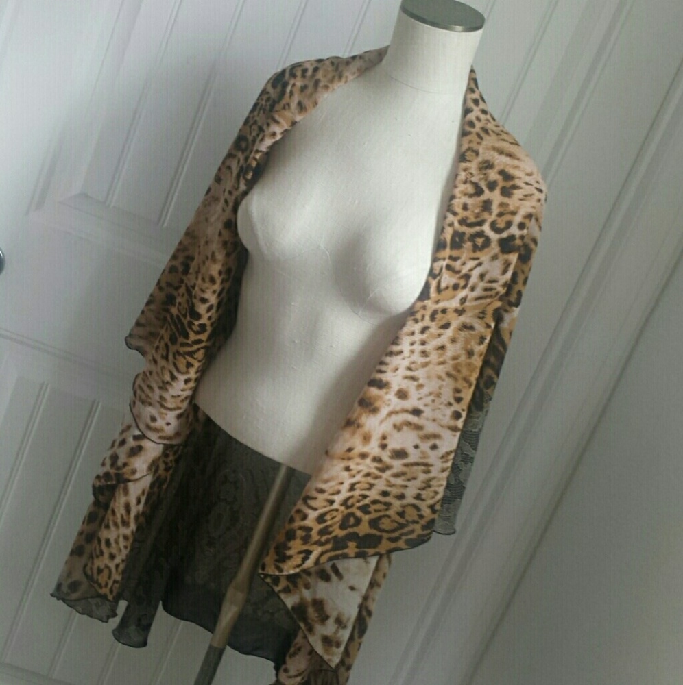 Animal print kimono