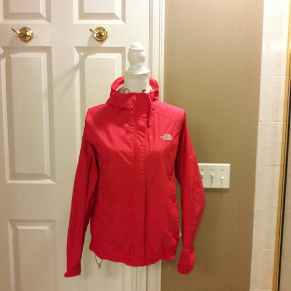 North Face winderbreaker  jacket  Women's Size M