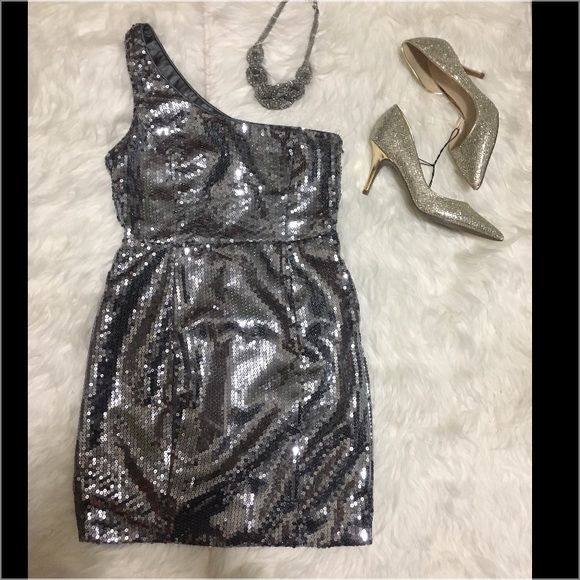 Forever 21 Dresses & Skirts - New Years Eve Forever 21 sequin Dress