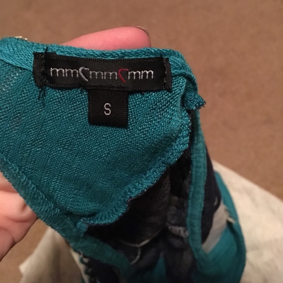 Tank top - Picture 2 of 3