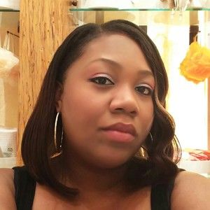 Meet your Posher, Corrina