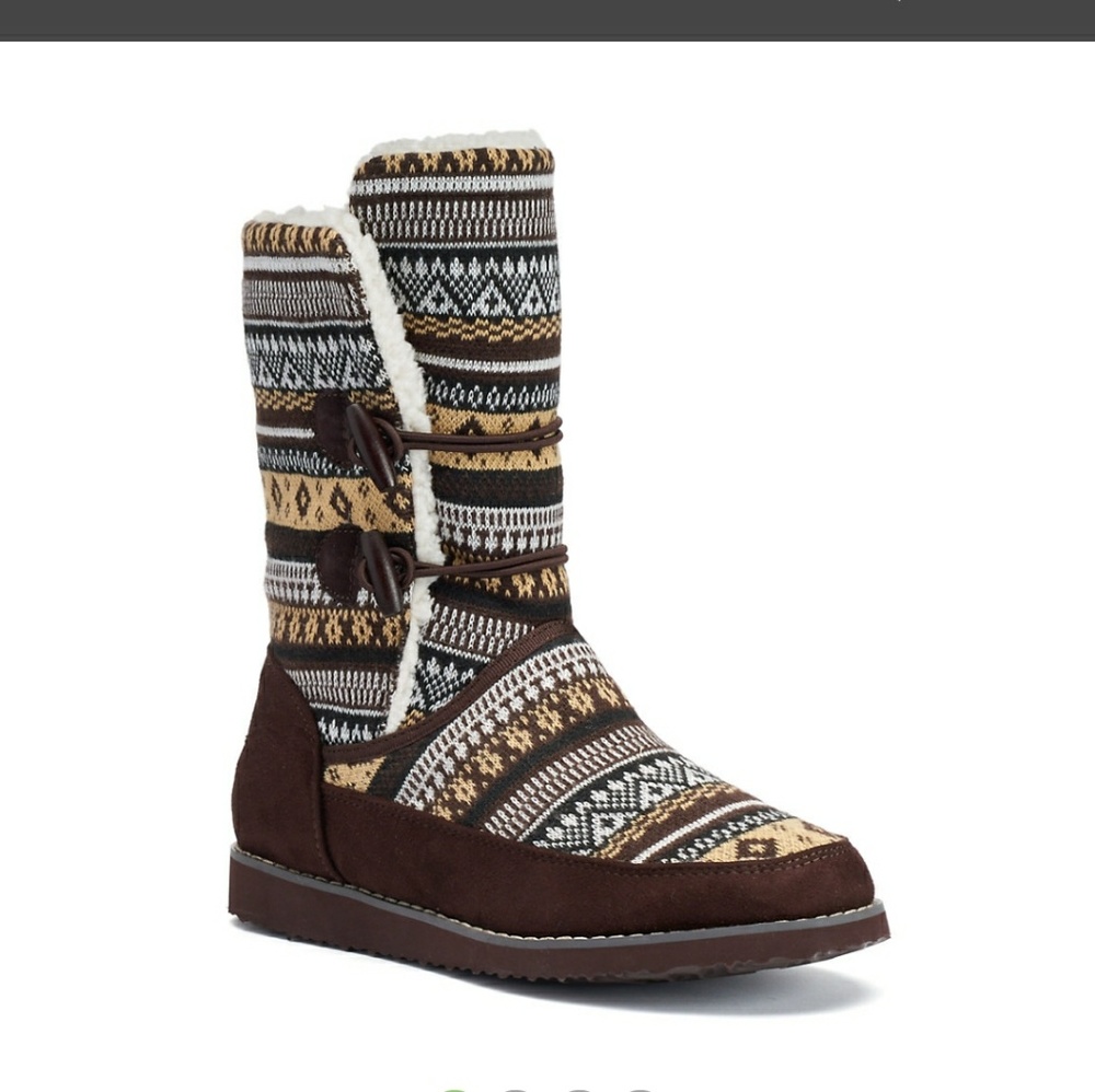 ❤SALE!!❤Cuddle Duds Boots