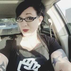 Meet your Posher, Wendy