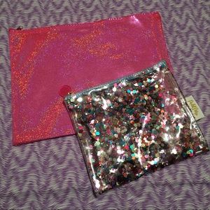 Set of 2 vinyl clutch/pouches