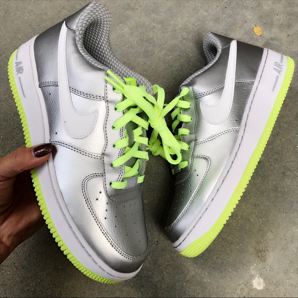 NWB NIKE AIR FORCE 1 LEATHER METALLIC & VOLT 6.5y - Picture 7 of 7