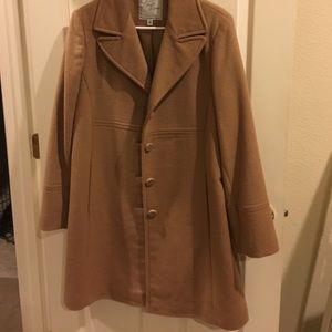 Coat:)
