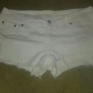 American eagle white denim shorts