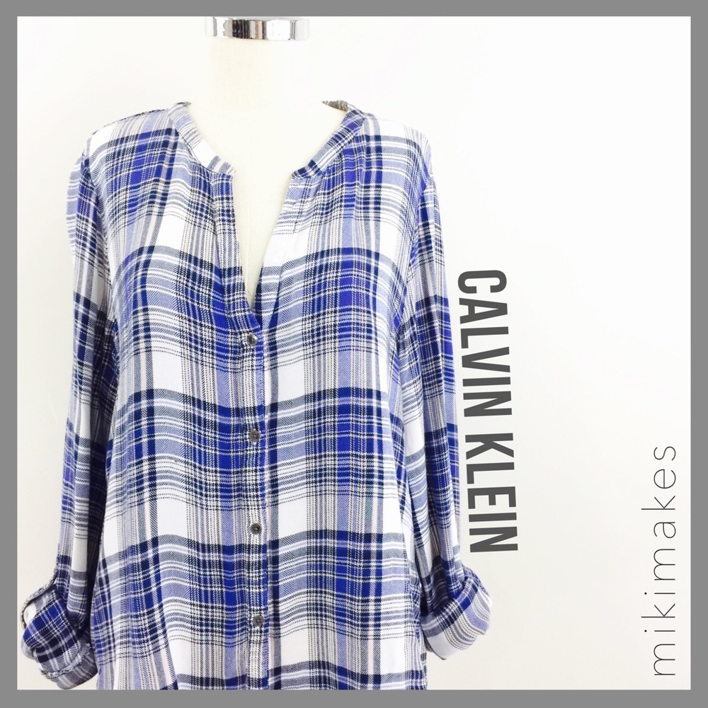 [ calvin klein ]  blue plaid button down shirt