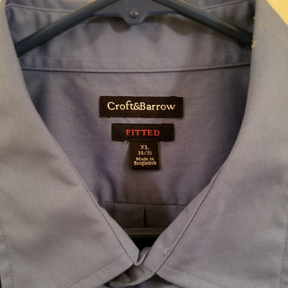 NWOT Croft and Barrow Sky Blue Button Down. NWOT