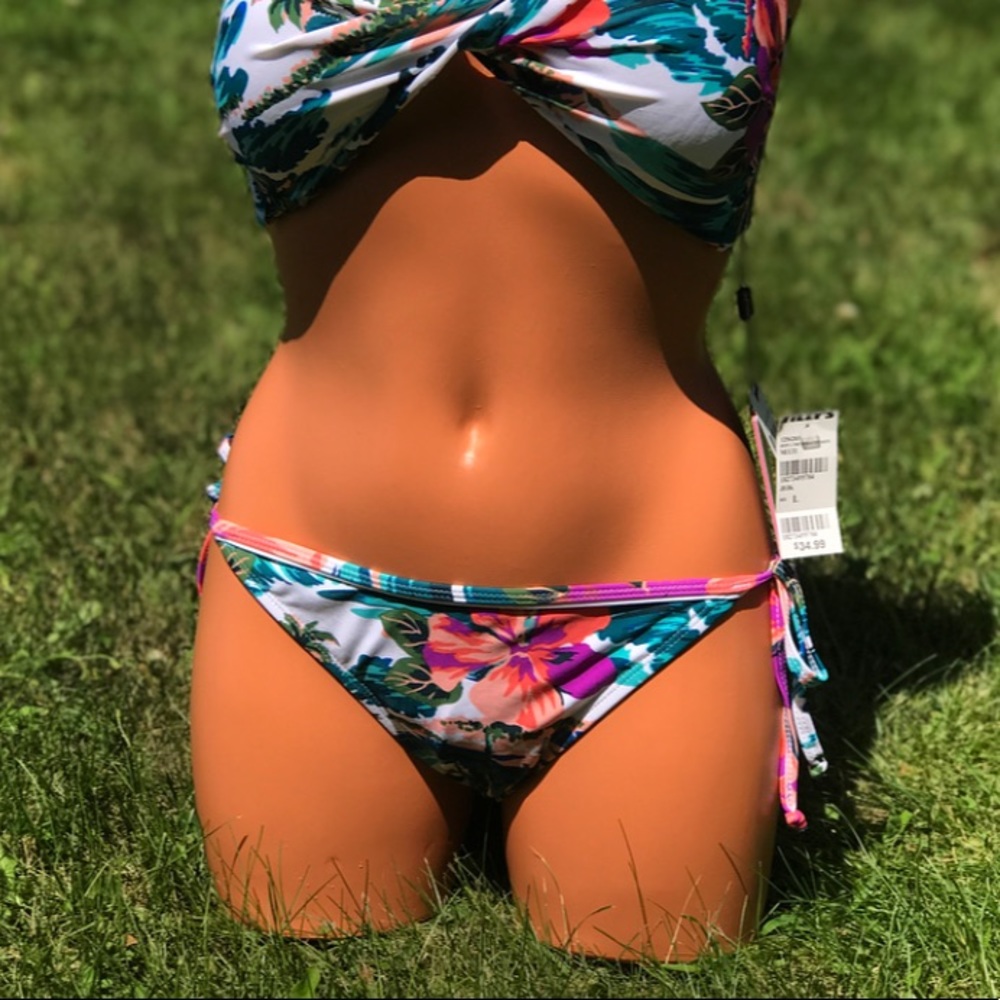 Bikini Bottoms only
