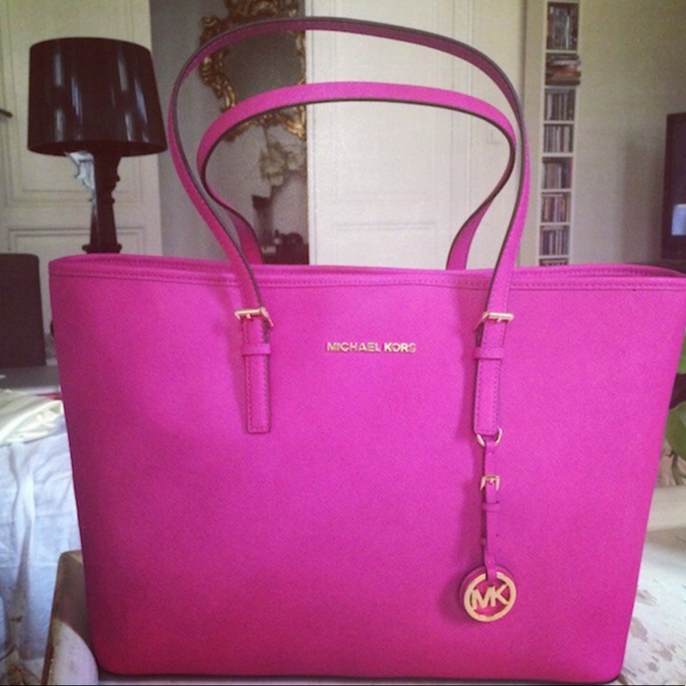 Michael Kors purse