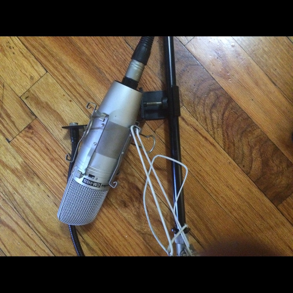 Meet your Posher, Elly