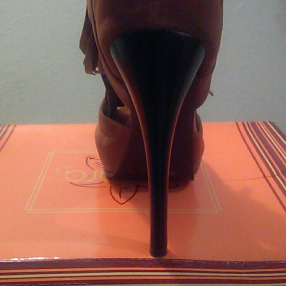 Nadara suede heels - Picture 4 of 4
